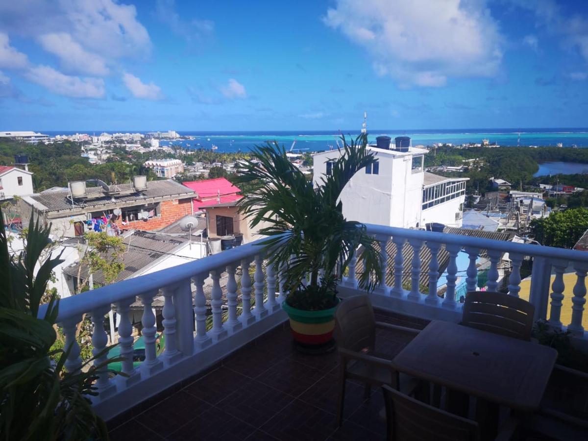 Apartamentos Turisticos Agua Luna San Andrés Exteriör bild