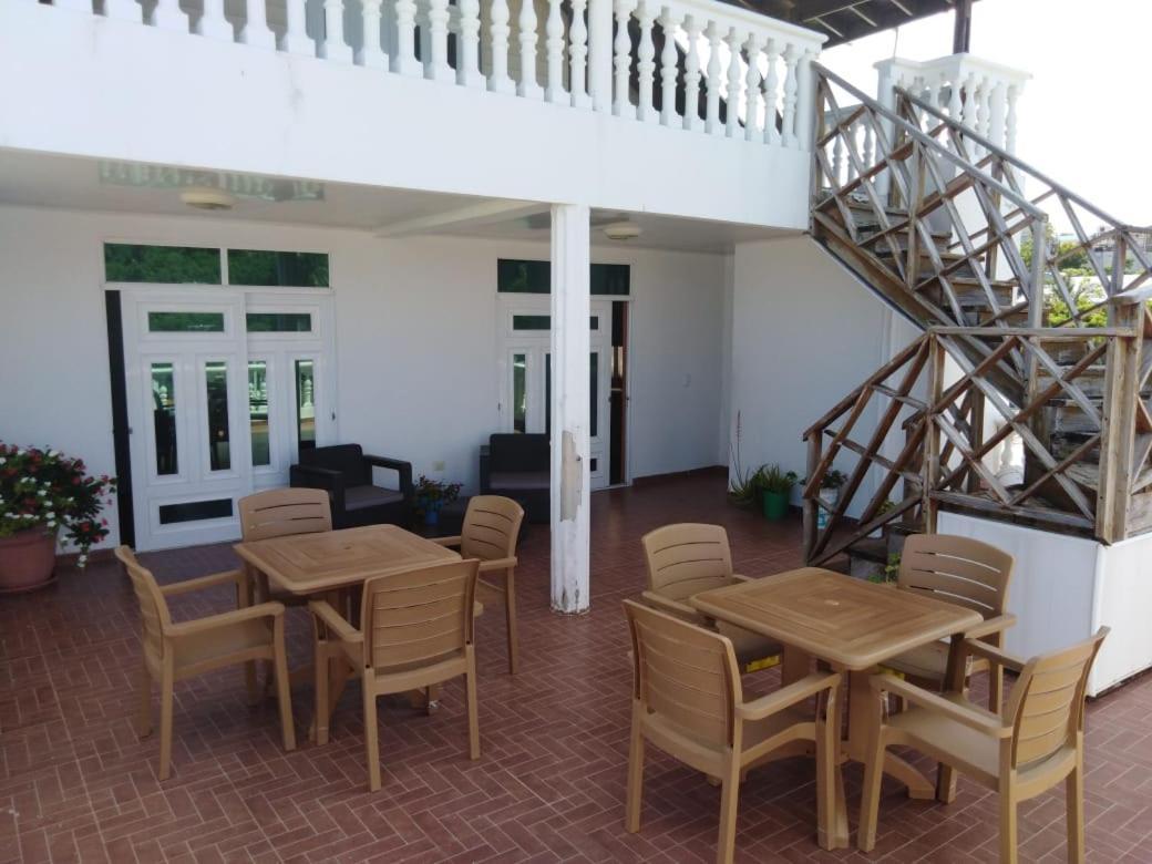 Apartamentos Turisticos Agua Luna San Andrés Exteriör bild