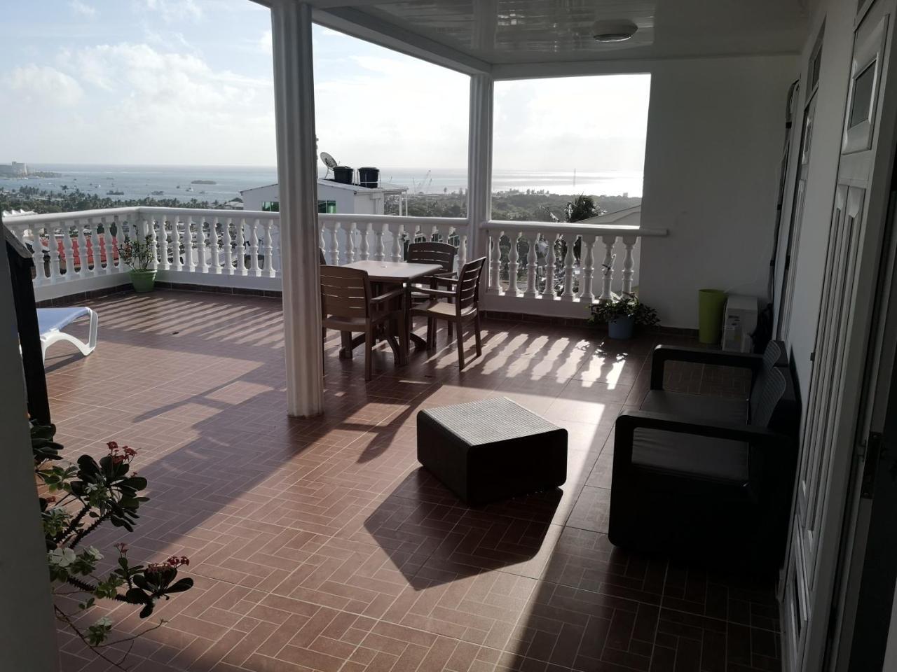 Apartamentos Turisticos Agua Luna San Andrés Exteriör bild